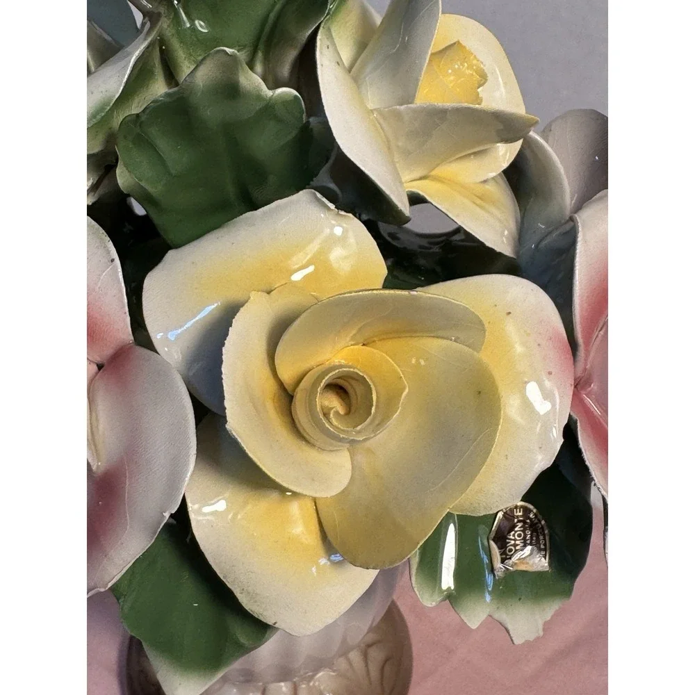 Large 12x10 Capodimonte‎ Roses Basket Italy Porcelain Vintage